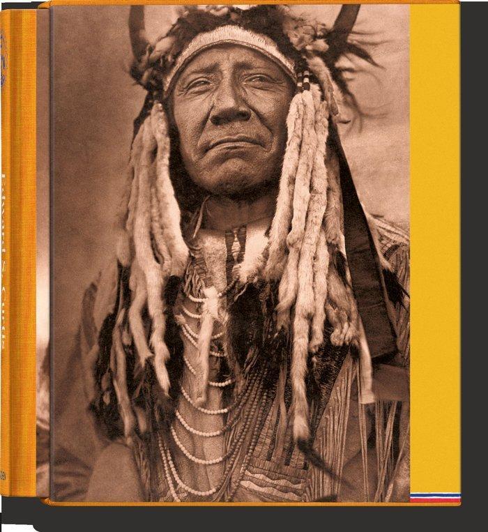 Edward S. Curtis. The North American Indian. The Complete Portfolios