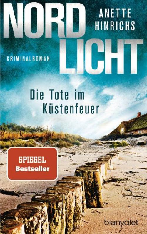 Hinrichs, Anette/Nordlicht - Die Tote im Küstenfeuer