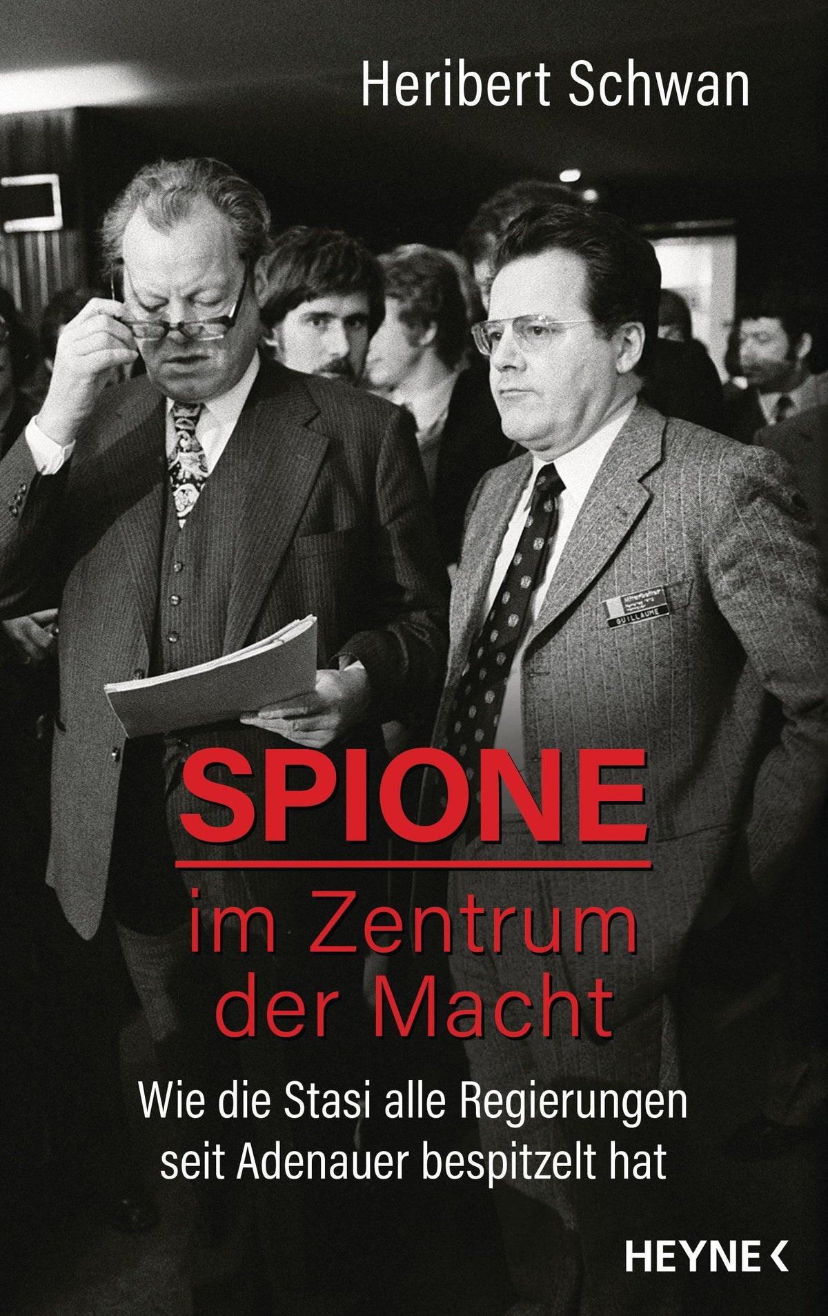 Buchcover: Spione im Zentrum der Macht