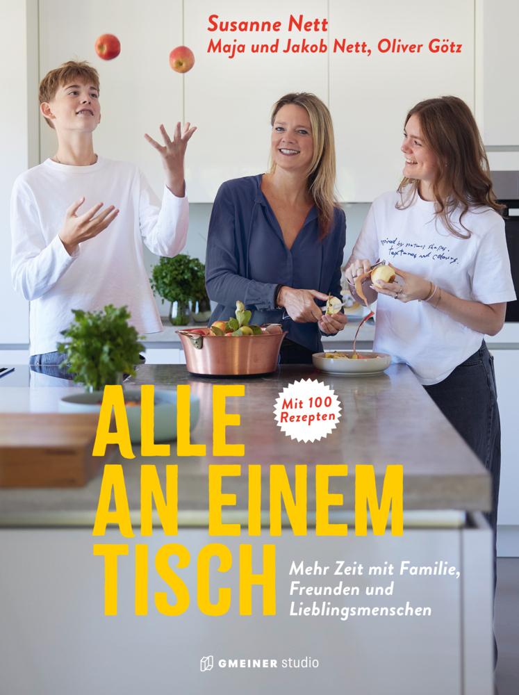 Alle an einem Tisch