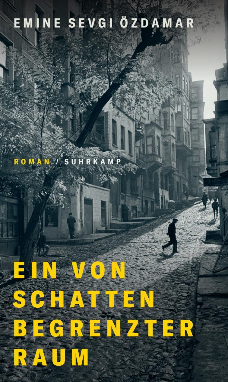Ein von Schatten begrenzter Raum