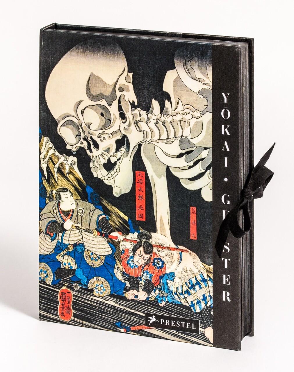 YOKAI - GEISTER: in Werken der japanischen Holzschnittkunst - vereint in einer prachtvollen Ausgabe mit Seidenüberzug, schwarzem Farbschnitt und Verschlussbändchen