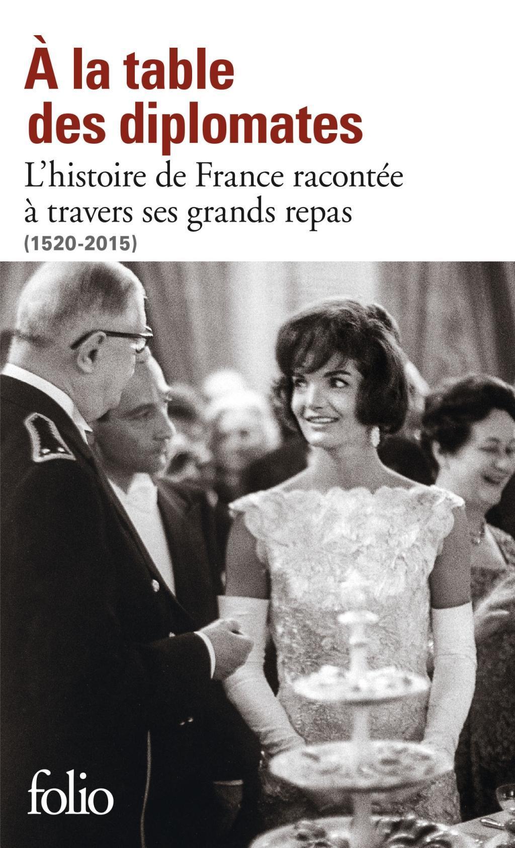 Buchcover: À la table des diplomates
