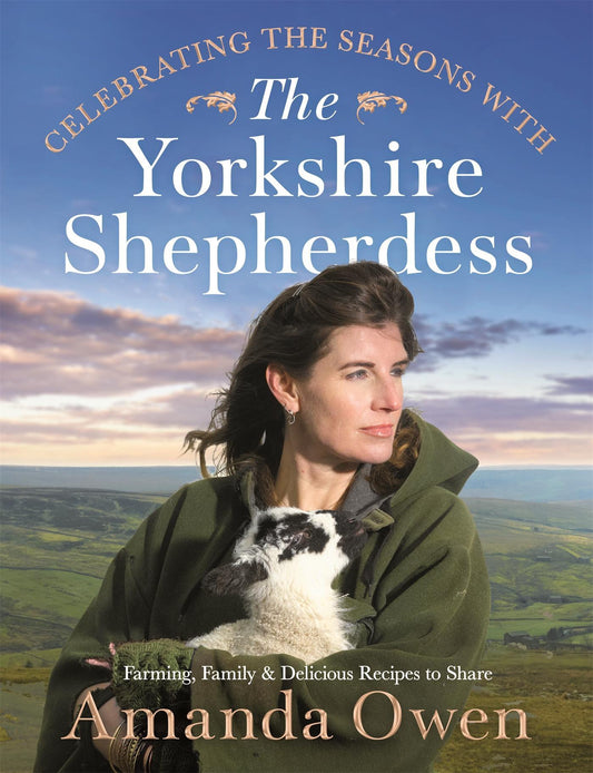 Buchcover: Celebrating the Seasons with the Yorkshire Shepherdess