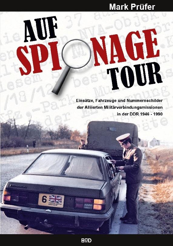 Buchcover: AUF SPIONAGE TOUR