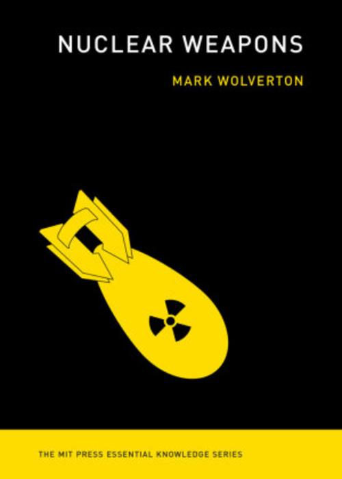 Buchcover: Nuclear Weapons