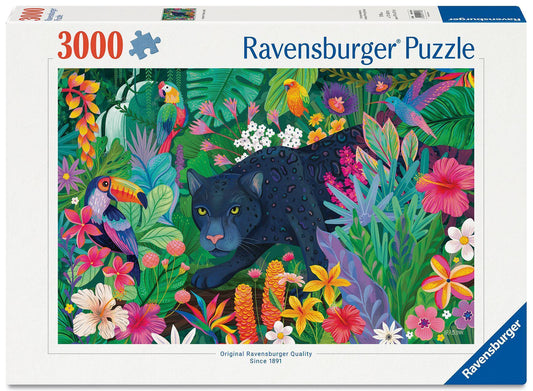 Panther im blühenden Dschungel